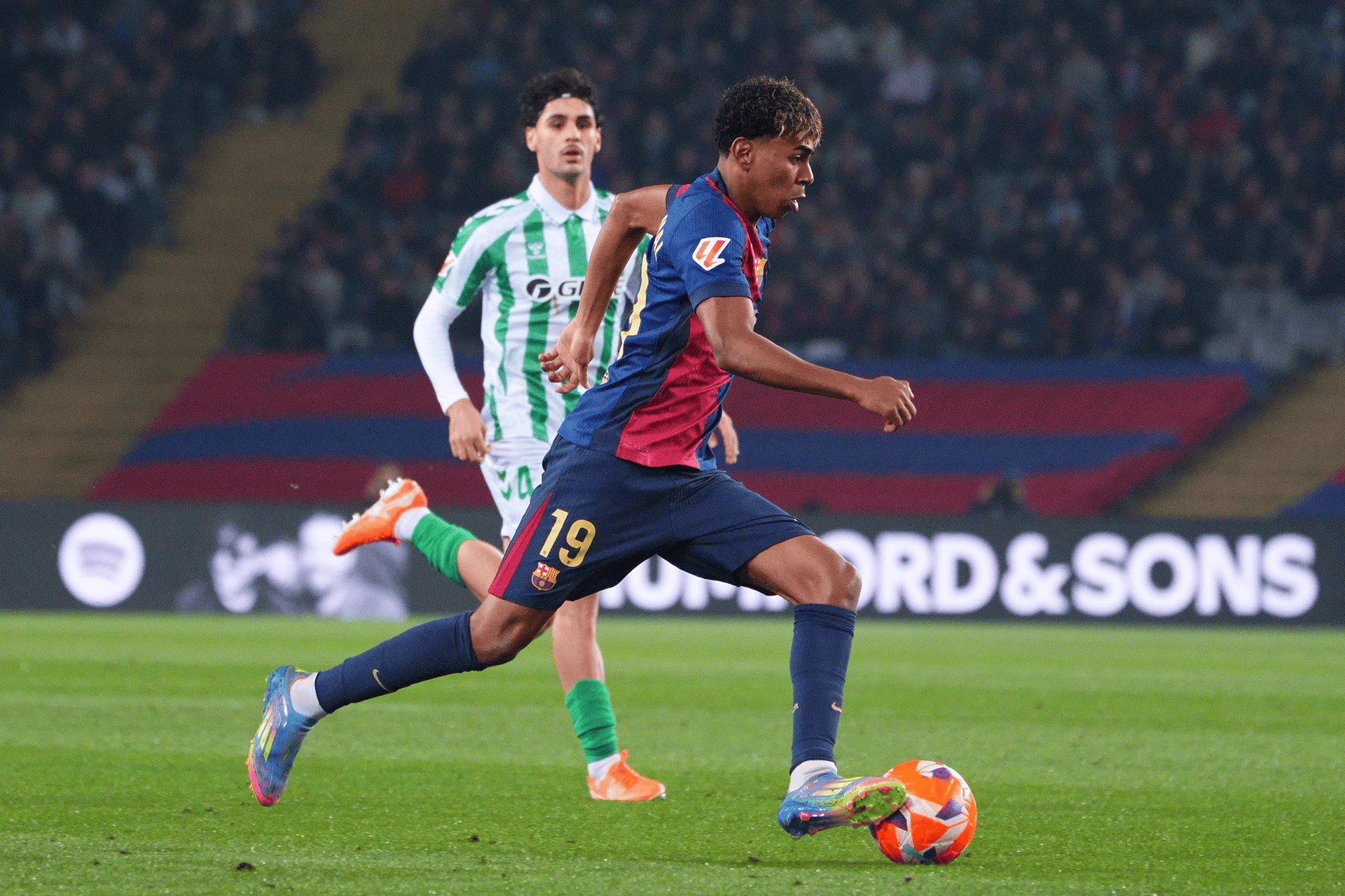 赛前体能课后；西班牙国家队临场应变备战欧篮联；信心回归；年轻球员获得机会的简单介绍-球速平台