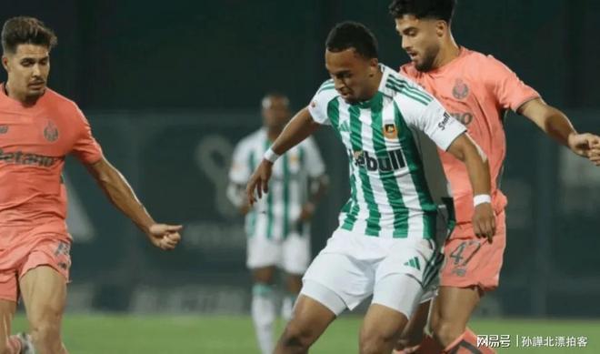 风云突变!尼斯赛前止住颓势,葡超版图或变,底气十足,球队文化再被提及(塞洛海原船上钓鱼后没出现)-球速入口