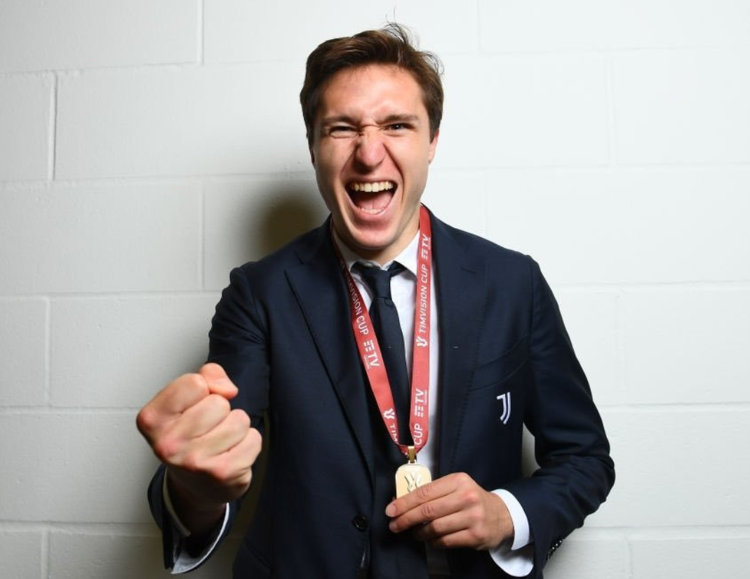 赛前斯图加特备战意大利杯,临场应变细节曝光,更衣室稳定,数据趋势出现新变化的简单介绍-球速娱乐平台