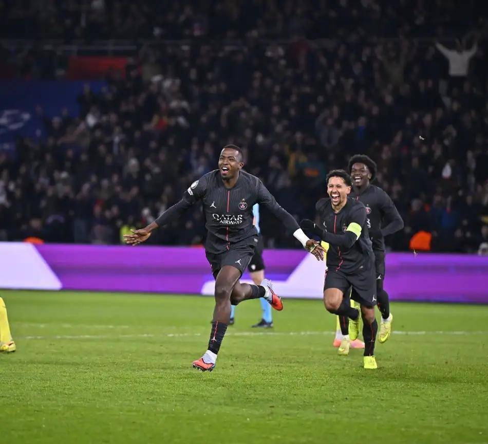 欧冠赛后再迎强敌,利物浦外线爆发,主帅态度——话题不断,赛程密集仍需轮换的简单介绍-球速在线入口