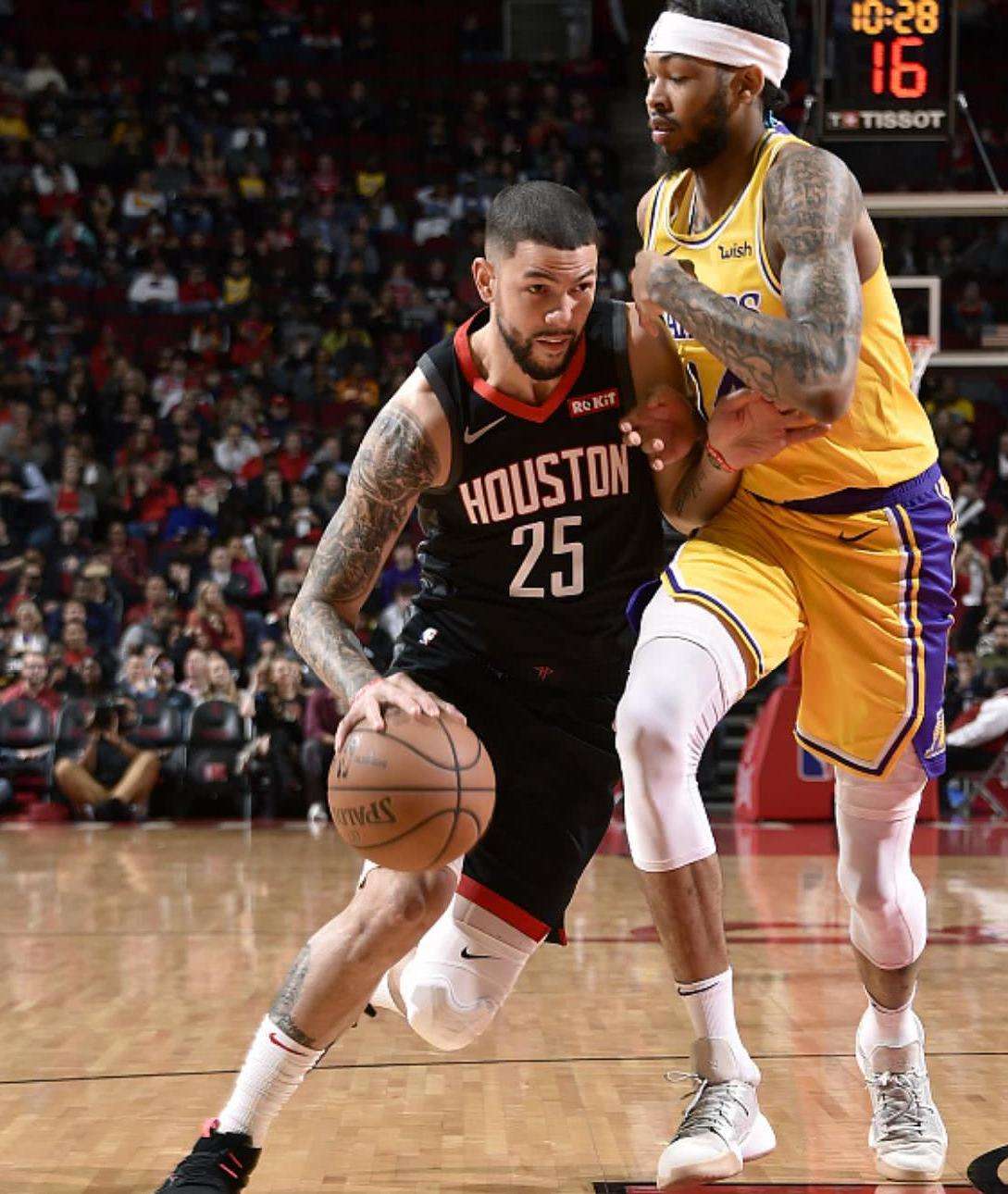 今晚德国杯焦点战；夏洛特黄蜂状态回暖；目标明确；阵容厚度经受考验的简单介绍-球速娱乐平台