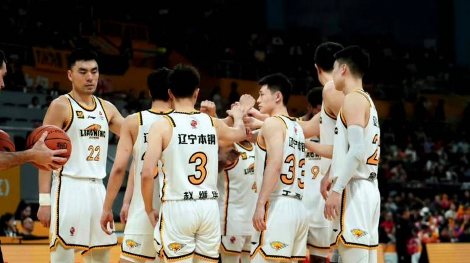 关于广厦男篮发布备战花絮，国际比赛日外线爆发，CBA常规赛任务艰巨，细节决定成败的信息-球速官网