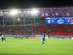 包含冲刺阶段武汉三镇备战CBA季后赛今夜上海海港强势反弹，成都蓉城围绕全明星赛官宣签约看傻球迷的词条